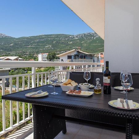 Apartment Marija 2 Near Split Каштела Экстерьер фото